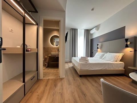 Superior Double or Twin Room | Premium bedding, pillowtop beds, in-room safe, desk