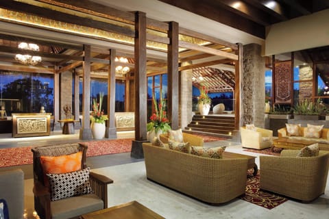 Garden views, serves lunch, dinner, and happy hour