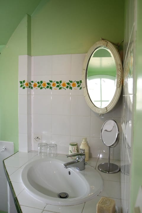 Family Suite, Ensuite, Garden View (La Charmille) | Premium bedding, desk, free WiFi, bed sheets