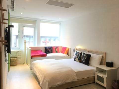 Basic Room, Mixed Dorm (for 6 people) | Individually furnished, soundproofing, free WiFi, bed sheets