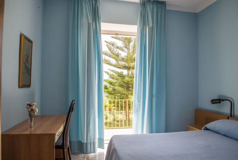 Standard Double or Twin Room | Desk, cribs/infant beds, bed sheets