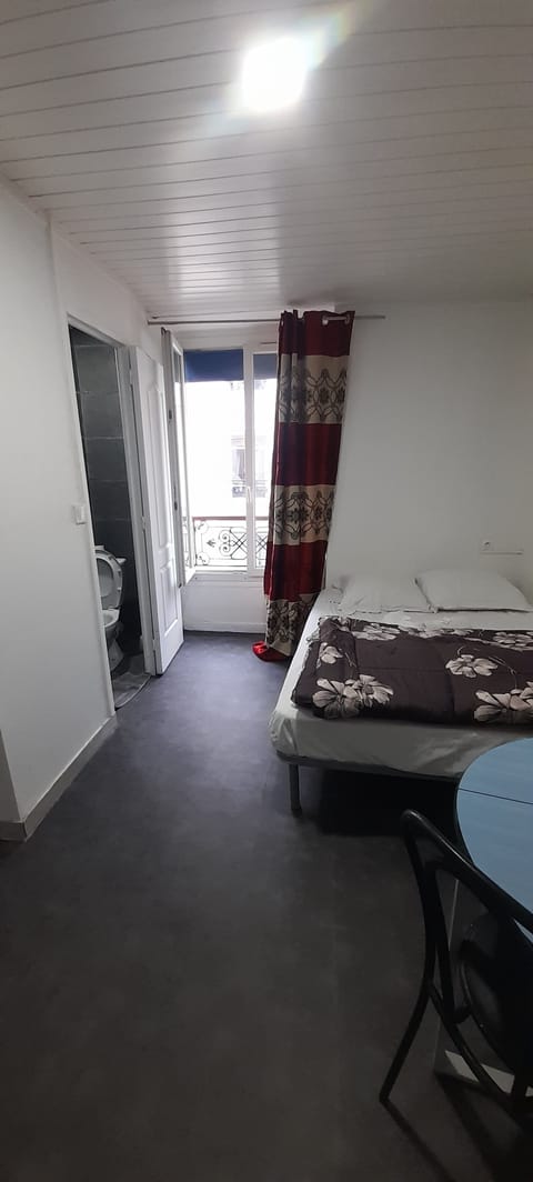 Economy Double Room | Free WiFi, wheelchair access