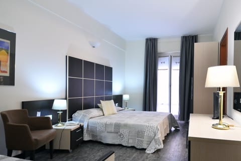 Minibar, in-room safe, desk, soundproofing