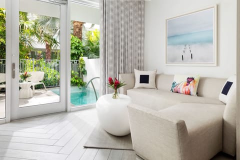 1 bedroom, premium bedding, pillowtop beds, minibar