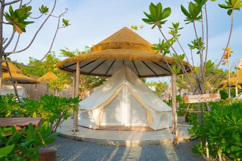 Camp Seaview | Property grounds