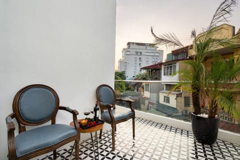 Junior Suite, Balcony | Balcony