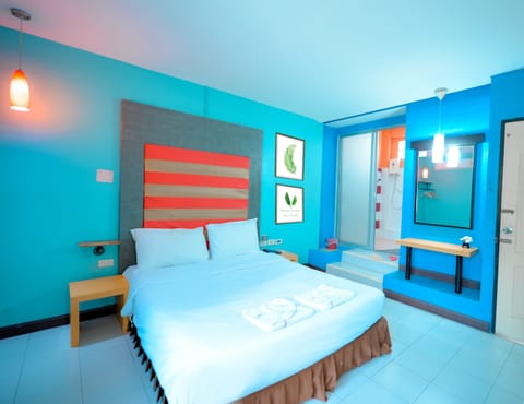 Superior Double Room, 1 Double Bed | Blackout drapes, WiFi (free), bed sheets