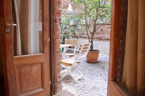 Standard Twin Room, 2 Twin Beds | Terrace/patio