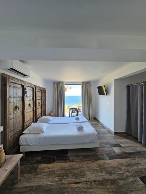 Double or Twin Room | Free cribs/infant beds, bed sheets