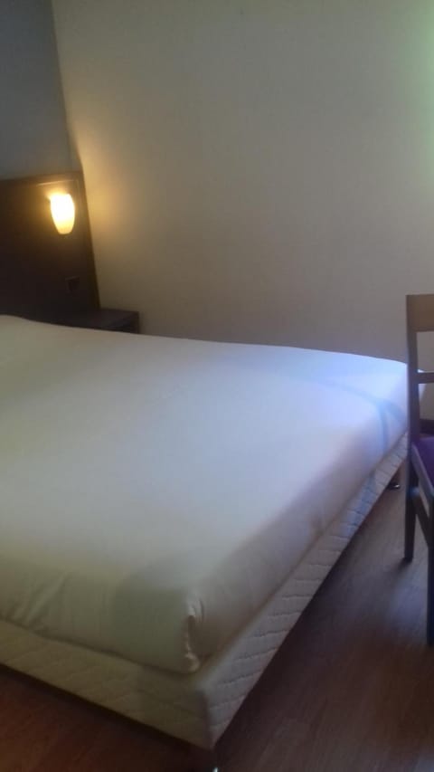 Premium bedding, desk, soundproofing, iron/ironing board