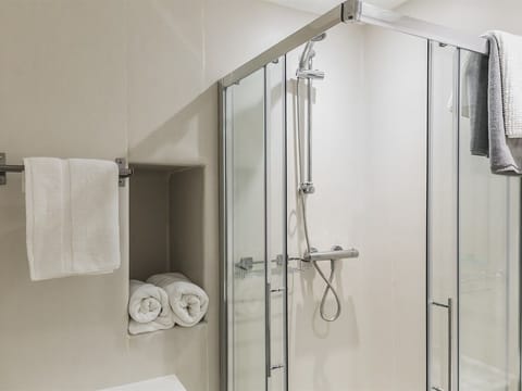 Deluxe Single Room, Ensuite | Bathroom