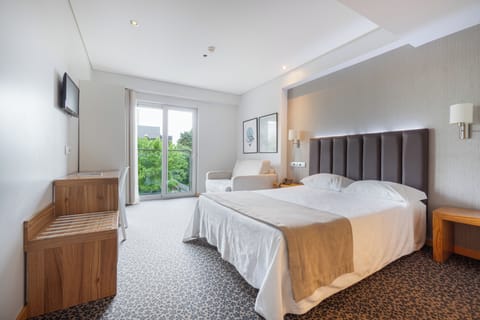 Double Room | Desk, blackout drapes, soundproofing, free WiFi