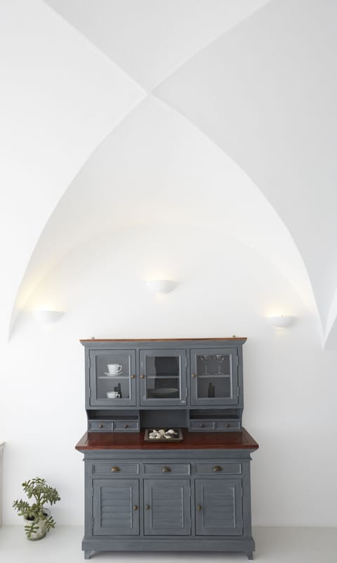 Honeymoon Suite, Jetted Tub, Sea View | Room amenity