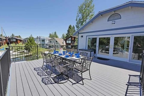 House, 4 Bedrooms | Property grounds