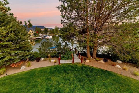 House, 3 Bedrooms | Property grounds