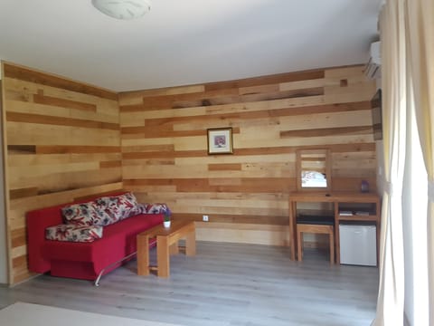 Premium bedding, minibar, in-room safe, individually decorated