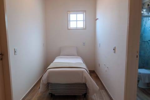 Premium Studio Suite | Premium bedding, pillowtop beds, minibar, blackout drapes