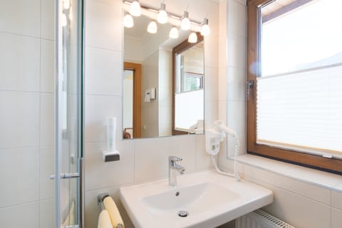 Free toiletries, hair dryer, bathrobes, towels