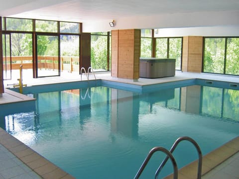 Holiday Home Swimming Pool