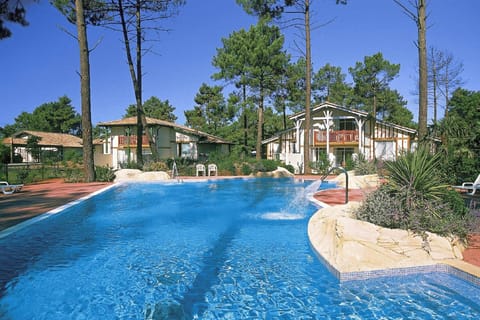 Holiday Home Swimming Pool