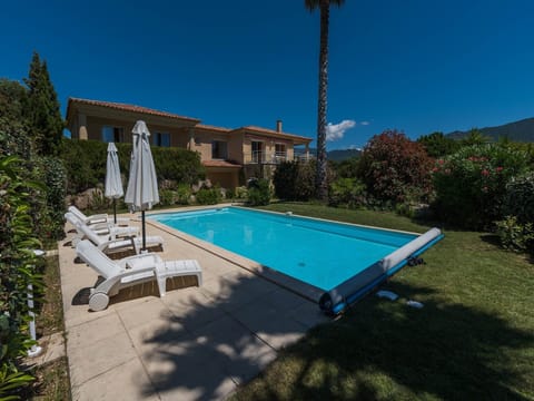 Holiday Home Swimming Pool