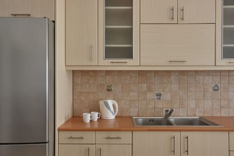 Traditional House | Premium bedding, iron/ironing board, free WiFi