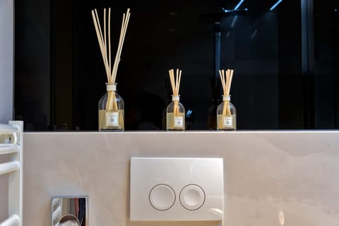 Double Room, Ground Floor | Bathroom | Free toiletries, hair dryer, bathrobes, slippers