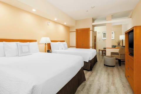 Studio, Multiple Beds | Premium bedding, pillowtop beds, in-room safe, desk