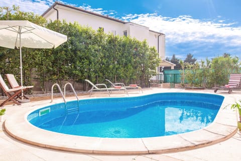 Holiday Home Swimming Pool