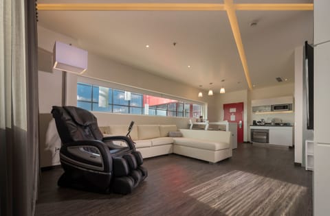 Suite, 1 King Bed, Non Smoking (Relax) | In-room safe, individually decorated, desk, laptop workspace