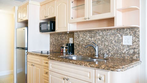 Room, 1 King Bed, Oceanfront (Non-Smoking) | Private kitchenette | Mini-fridge, microwave, coffee/tea maker, eco-friendly cleaning products