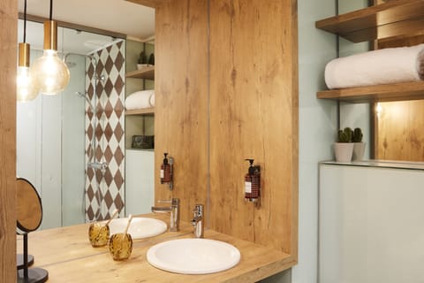 In-room safe, cribs/infant beds, free WiFi, bed sheets