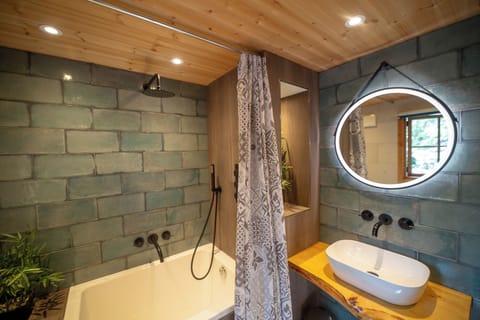 Classic Cabin | Individually decorated, individually furnished, iron/ironing board