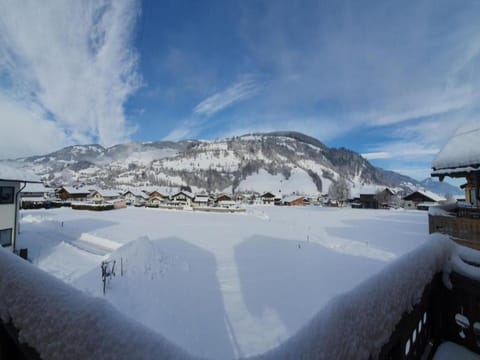 Region [winter] (>5 km)