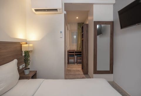 Comfort Double Room, Courtyard Area | In-room safe, desk, free WiFi, bed sheets