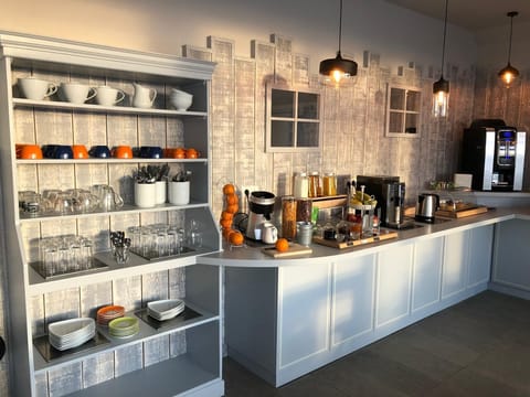 Daily buffet breakfast (EUR 15 per person)