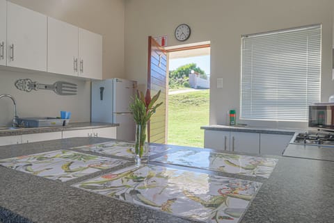 Fynbos Ridge 1 | Shared kitchen | Fridge