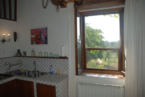 Standard Apartment, 3 Bedrooms, Fireplace, Garden View | Garden view