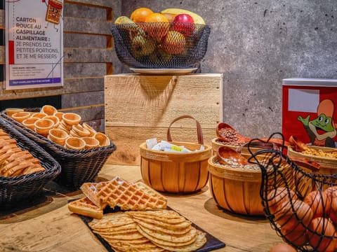 Daily buffet breakfast for a fee