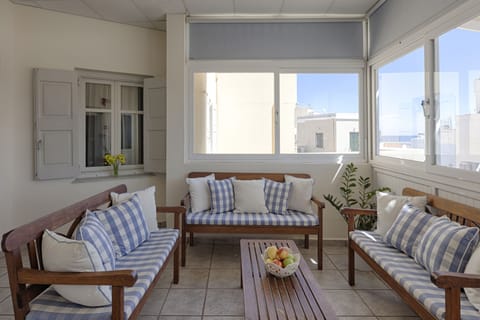 Twin Room (Shared Terrace) | Terrace/patio