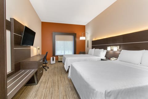Premium bedding, pillowtop beds, in-room safe, desk