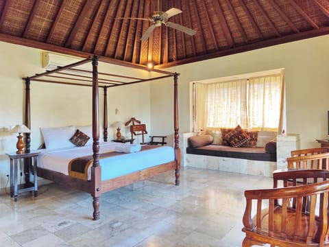 Suite Room | Premium bedding, minibar, in-room safe, individually decorated