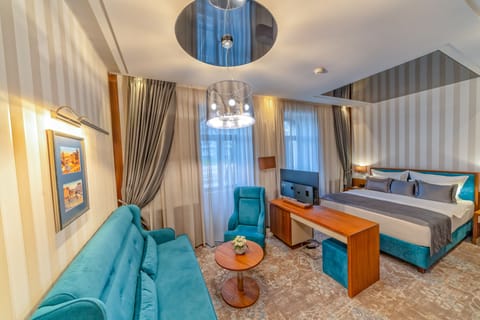 Superior Double Room | Frette Italian sheets, premium bedding, Tempur-Pedic beds, minibar