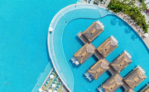 2 indoor pools, 10 outdoor pools, free cabanas, pool umbrellas