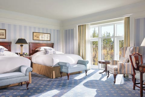 Suite, 1 Bedroom | 1 bedroom, premium bedding, minibar, in-room safe