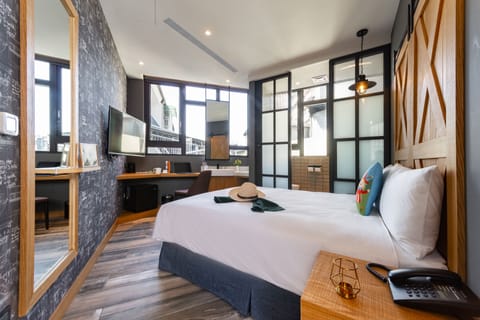 Comfort Double Room (semi outdoor corridor) | Desk, laptop workspace, blackout drapes, soundproofing