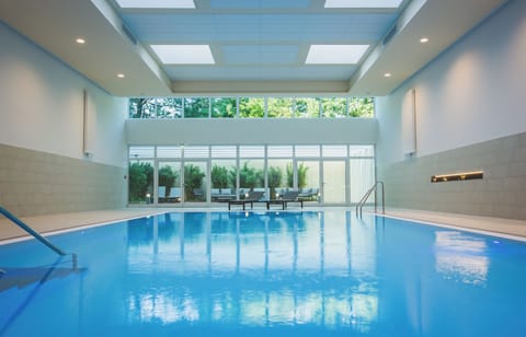 Exercise/lap pool
