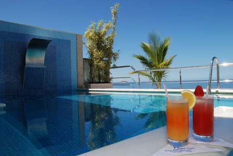 Outdoor pool, pool umbrellas