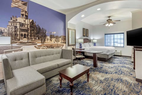 Suite, 1 King Bed, Non Smoking | Premium bedding, pillowtop beds, desk, laptop workspace