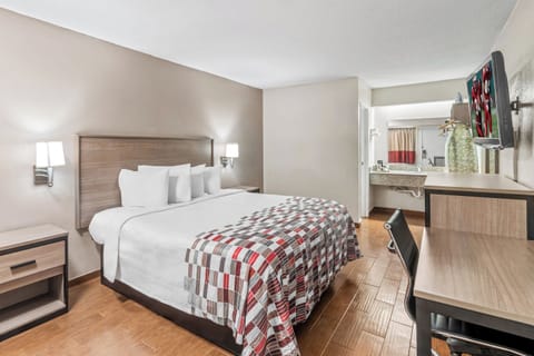 Blackout drapes, iron/ironing board, free cribs/infant beds, free WiFi